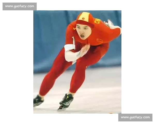 中俄花滑高手齐齐哈尔竞技 郭蕊 张益文摘双人滑桂冠 中俄花滑高手齐齐哈尔竞技 郭蕊 张益文摘双人滑桂冠