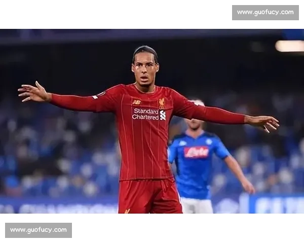 乔 - 科尔痛批利物浦防线:范戴克科纳特太糟,凯尔凯兹半场灾难 乔 - 科尔痛批利物浦防线:范戴克科纳特太糟,凯尔凯兹半场灾难