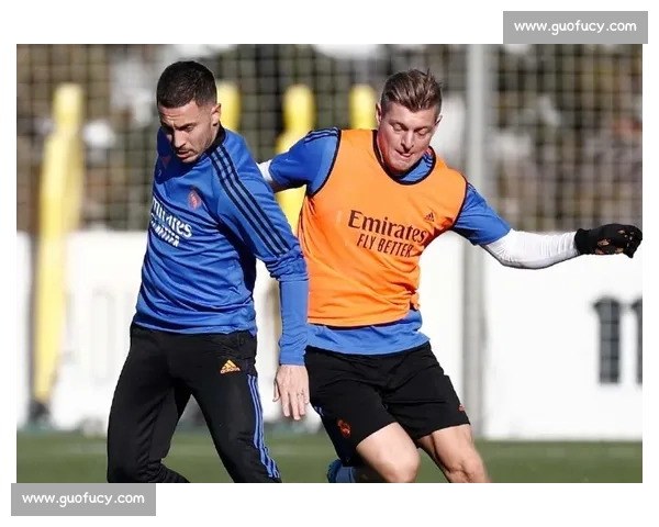 哀悼！皇马瓦伦西亚传奇门神奥乔托雷纳辞世，享年 64 岁