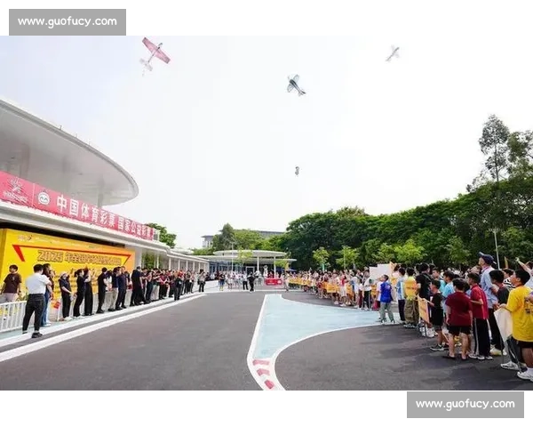 橘海狂飙!当阳万亩橘园上演全国车手竞速赛 橘海狂飙!当阳万亩橘园上演全国车手竞速赛