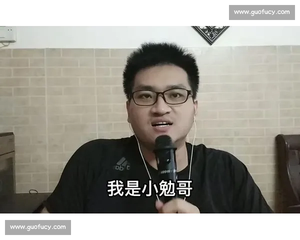 那句 “学费哥挣”，是青春最沉的泪